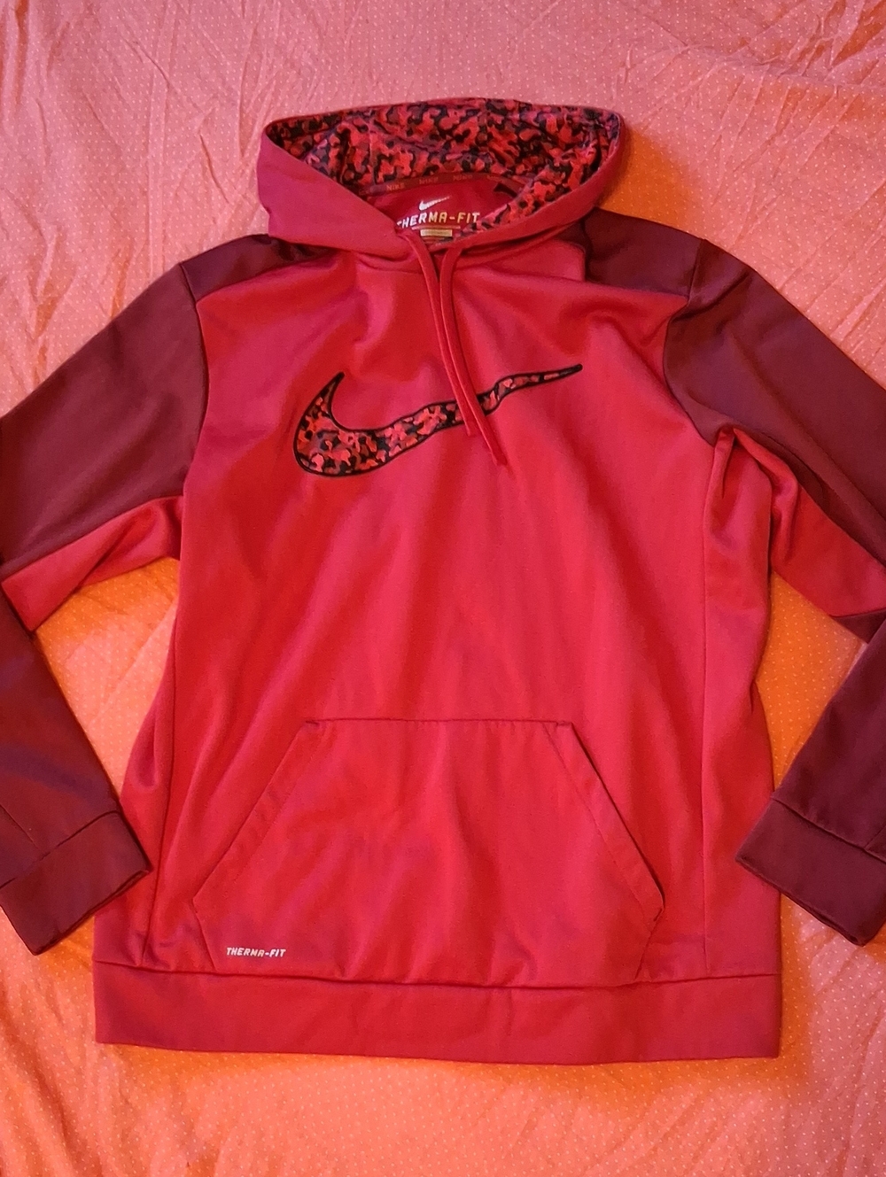 Nike Therma-FIT Hoodie, Size Large